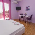 Neda Pensjonat 3*