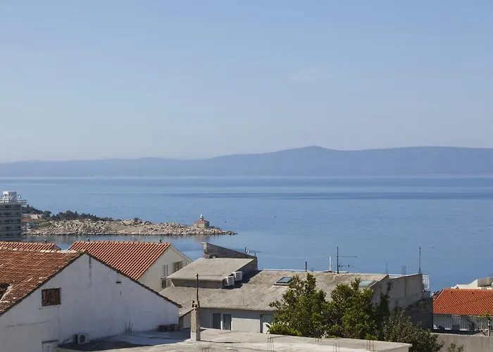 Neda Πανσιόν Μακάρσκα