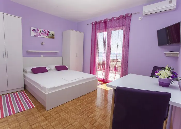 Neda Μακάρσκα